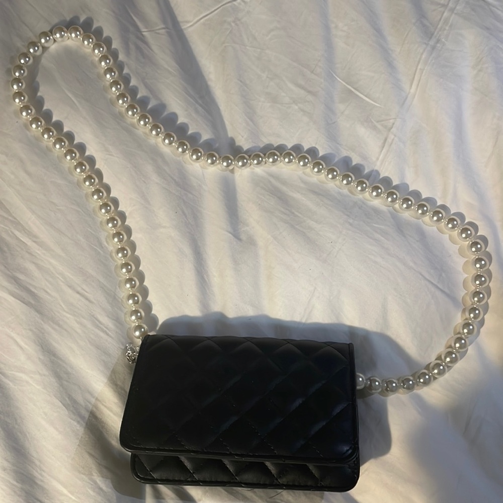 Trendy black crossbody vegan leather purse BRAND NEW